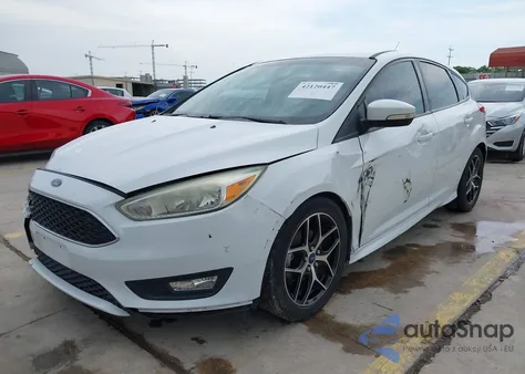2016 Ford Focus Se z USA, uszkodzony, nr VIN 1FADP3K27GL262397